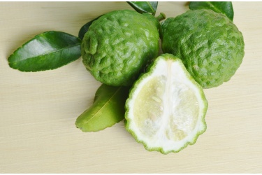 bigstock-bergamot-fruit-with-leaf-on-wo-234065335